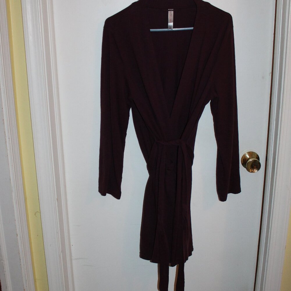 Gilligan and Omally Lightweight Burgundy Robe